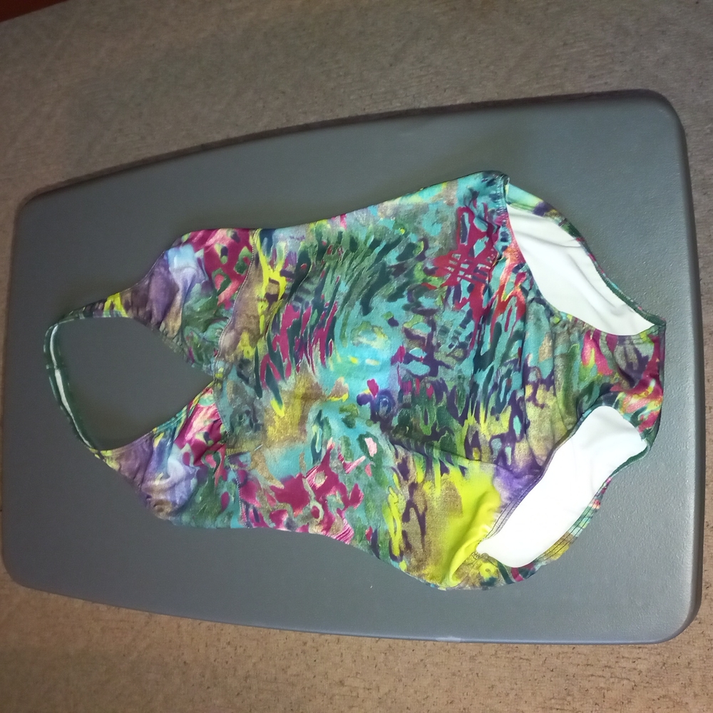 Onzie, Size Small, One-piece Bathing Suit, Like New Condition